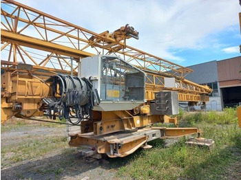 Vežový žeriav LIEBHERR