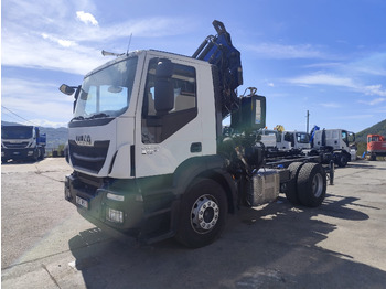 Auto s hydraulickou rukou IVECO Stralis