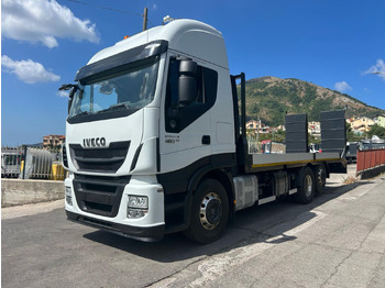 Valníkový/ Plošinový nákladný automobil IVECO Stralis