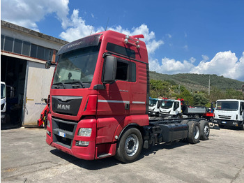 Valníkový/ Plošinový nákladný automobil MAN TGX 26.440