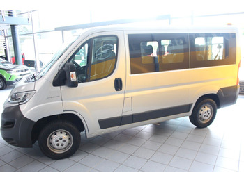 Leasing  Fiat Ducato Kombi 33 150 L1H1 9-Sitzer Rollstuhlrampe Fiat Ducato Kombi 33 150 L1H1 9-Sitzer Rollstuhlrampe: obrázok 4