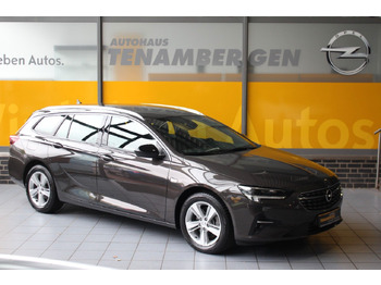 Automobil OPEL