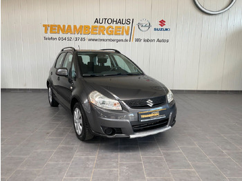 Automobil SUZUKI
