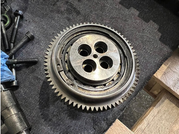 Motor a diely Scania R580: obrázok 3