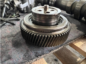 Motor a diely Scania R580: obrázok 2