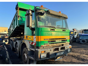 Sklápač Iveco EuroTrakker: obrázok 2