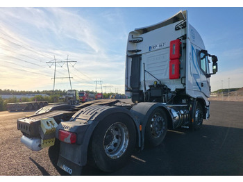Ťahač IvecoStralis 460 6x2 LNG/LBG: obrázok 4