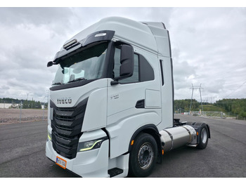 Ťahač IVECO