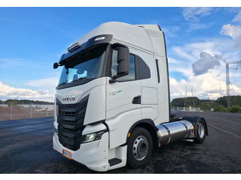 Ťahač IVECO