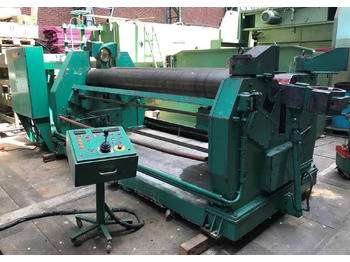 Kovoobrábací stroj