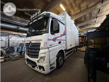 Skříňový nákladní auto MERCEDES-BENZ Actros 2545