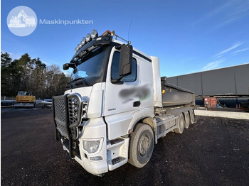 Hákový nosič kontajnerov MERCEDES-BENZ Arocs 3251