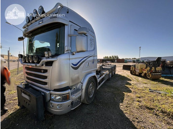 Hákový nosič kontajnerov SCANIA G 490