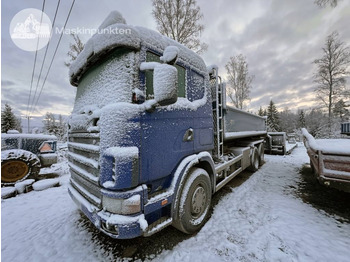 Hákový nosič kontajnerov SCANIA R124