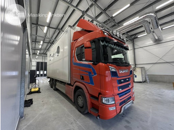 Chladirenské nákladné vozidlo SCANIA R 520
