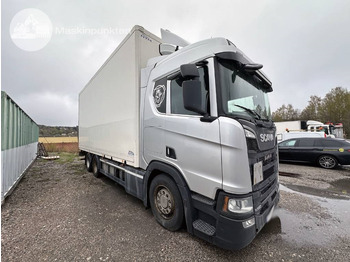 Skříňový nákladní auto SCANIA R 520