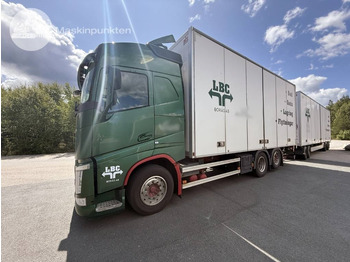 Skříňový nákladní auto VOLVO FH
