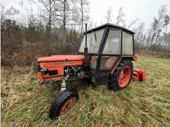 Traktor ZETOR