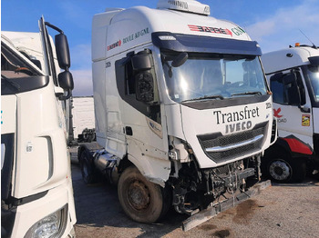 Ťahač IVECO