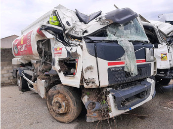 Cisternové vozidlo VOLVO FL 280