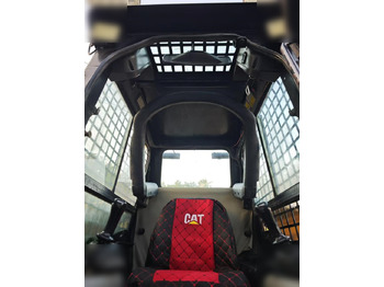 Šmykom riadený nakladač CATERPILLAR 226B: obrázok 3 Šmykom riadený nakladač CATERPILLAR 226B: obrázok 3