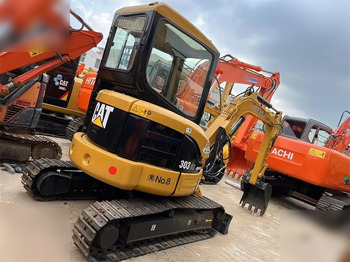 Mini rýpadlo CATERPILLAR 303