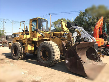 Kolesový nakladač CATERPILLAR 966F