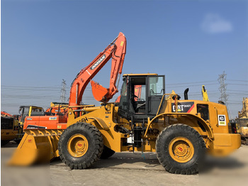Kolesový nakladač CATERPILLAR 966H