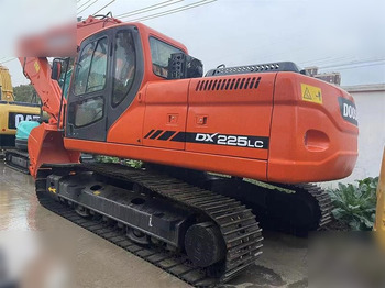 Pásové rýpadlo DOOSAN DX225LC-5