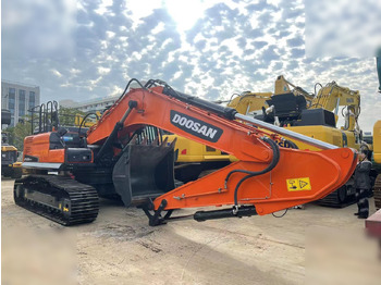 Pásové rýpadlo DOOSAN DX300LC