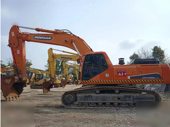 Pásové rýpadlo DOOSAN DX420