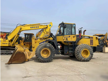 Kolesový nakladač KOMATSU WA380