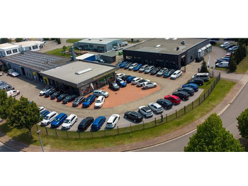 SUV Skoda Karoq Style 1,5TSI DSG*AHK-VORBER*NAVI*LED*R-KAM: obrázok 2 SUV Skoda Karoq Style 1,5TSI DSG*AHK-VORBER*NAVI*LED*R-KAM: obrázok 2