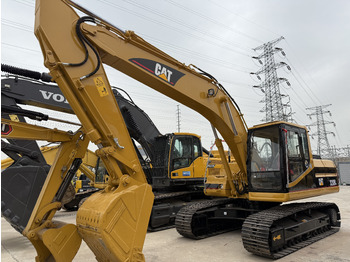 Pásové rýpadlo CATERPILLAR 320B