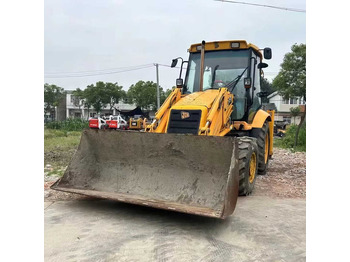 Rýpadlo-nakladač JCB 3CX