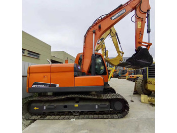 Pásové rýpadlo DOOSAN DX140
