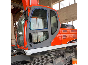 Pásové rýpadlo DOOSAN DX260