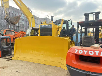 Buldozér SHANTUI