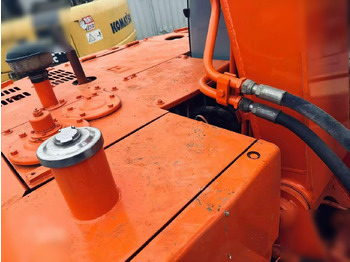 Pásové rýpadlo HITACHI EX60-5: obrázok 3