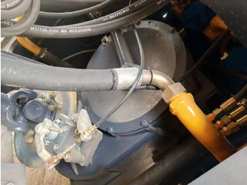 Kolesový nakladač LONKING 885: obrázok 5