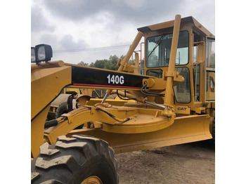 Zrovnávač CATERPILLAR 140H