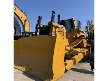 Buldozér CATERPILLAR D6D