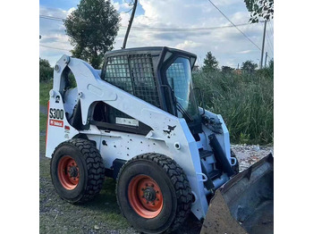Šmykom riadený nakladač BOBCAT S300