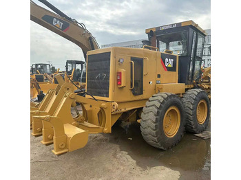 Zrovnávač CATERPILLAR 140K