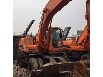 Kolesové rýpadlo DOOSAN DH210W-7