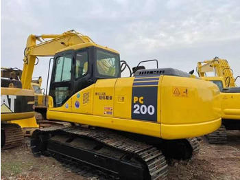 Pásové rýpadlo KOMATSU PC200-7