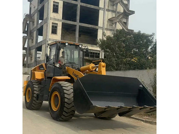 Kolesový nakladač CUMMINS