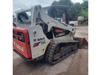 Kolesový nakladač BOBCAT T590