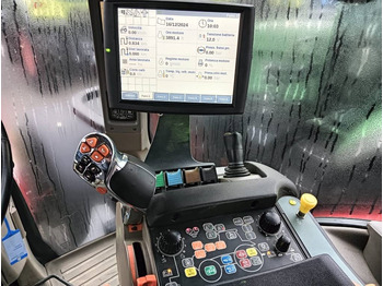 Traktor Case Optum 270: obrázok 3 Traktor Case Optum 270: obrázok 3