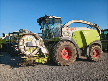 Samohybná rezačka CLAAS Jaguar 960
